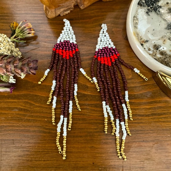 Handmade beaded earrings - Picture 1 of 1
